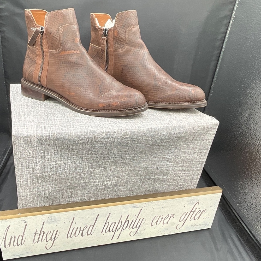 Franco Sarto Halford Ankle Booties Brown NIB Boots Zip 8.5